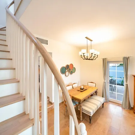 Number 27, Outstanding Corner W/pool In Portville Gocek Φετιγιέ