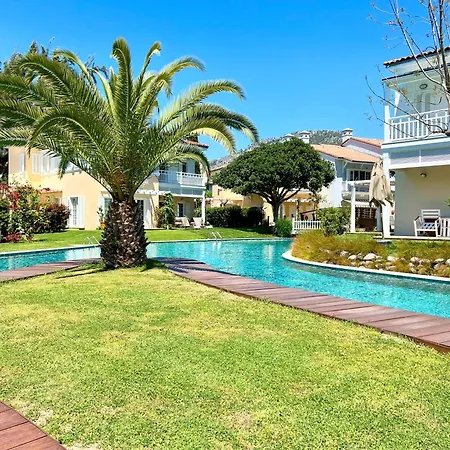 Βίλα Number 27, Outstanding Corner W/pool In Portville Gocek