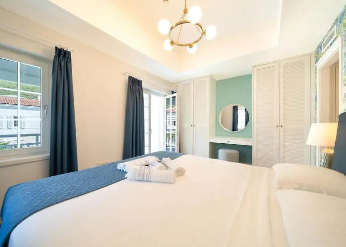 Number 27, Outstanding Corner W/pool In Portville Gocek