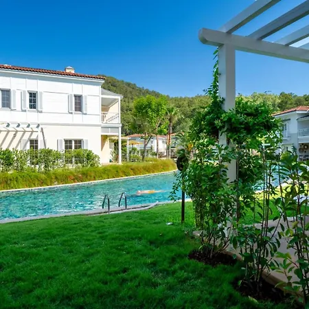 Number 27, Outstanding Corner W/pool In Portville Gocek * 페티예