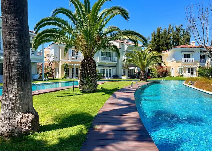 Number 27, Outstanding Corner W/pool In Portville Gocek Вилла