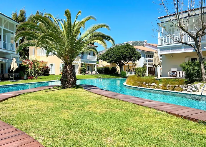 Villa Number 27, Outstanding Corner W/pool In Portville Gocek